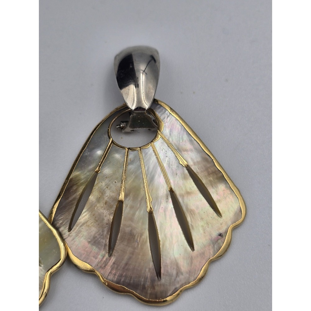 Elegant Mother of Pearl Fan Dangle Clip-On Earrings Gold &‎ Silver Tone Fashion - Picture 6 of 9